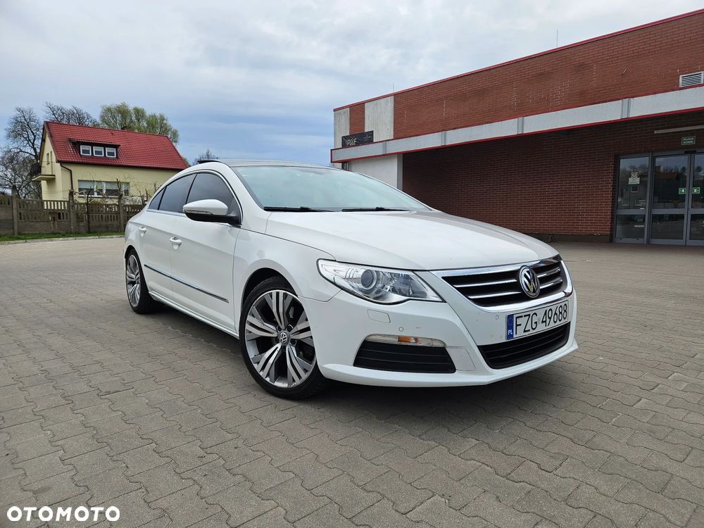 Volkswagen Passat CC - 16
