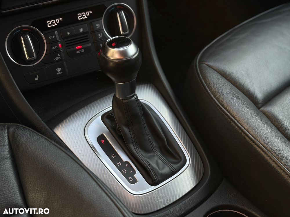 Audi Q3 2.0 TDI Quattro Stronic - 8