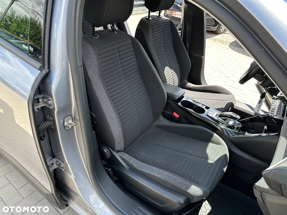 Peugeot 2008 - 24