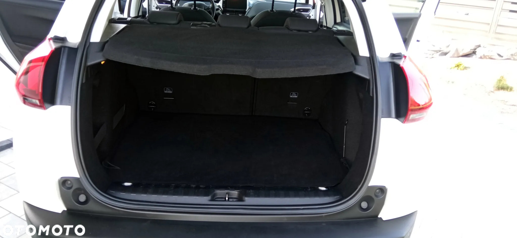 Peugeot 2008 PureTech 82 Style - 23