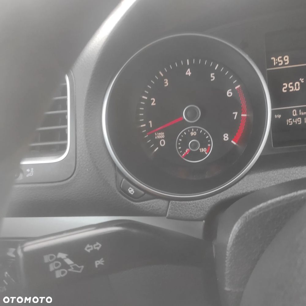 Volkswagen Golf - 26