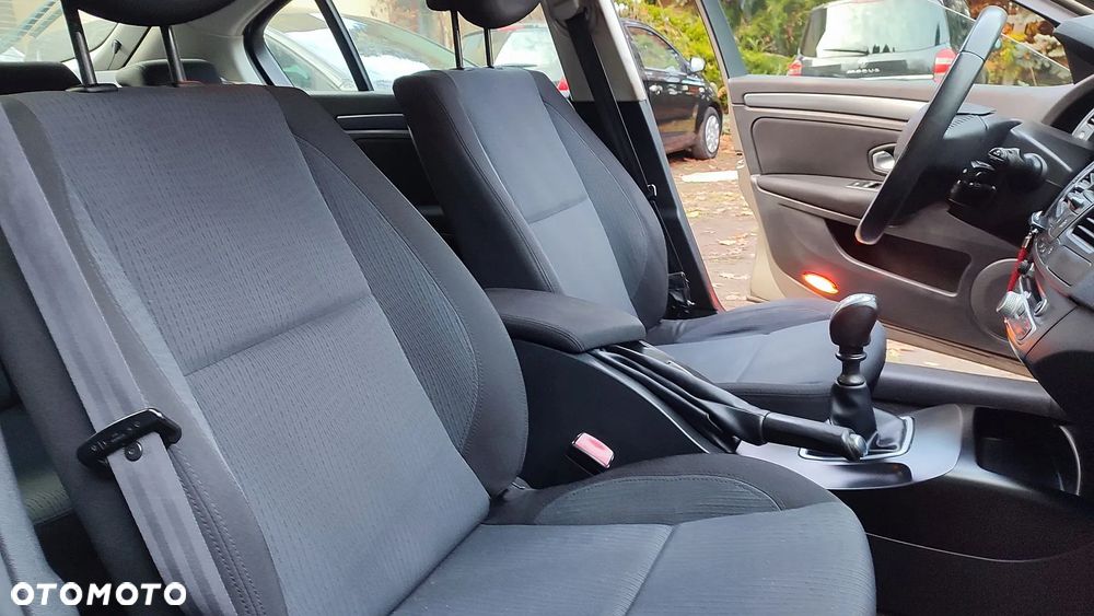 Renault Laguna 1.6 16V Authentique - 25