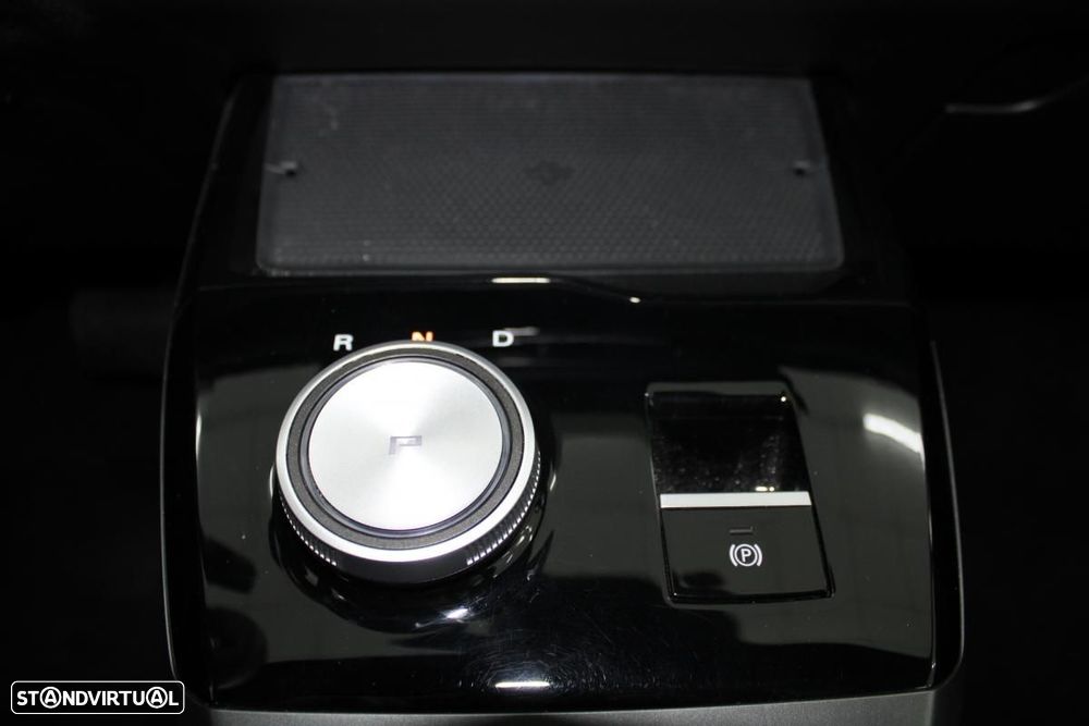 MG MG4 64 kWh Luxury - 19