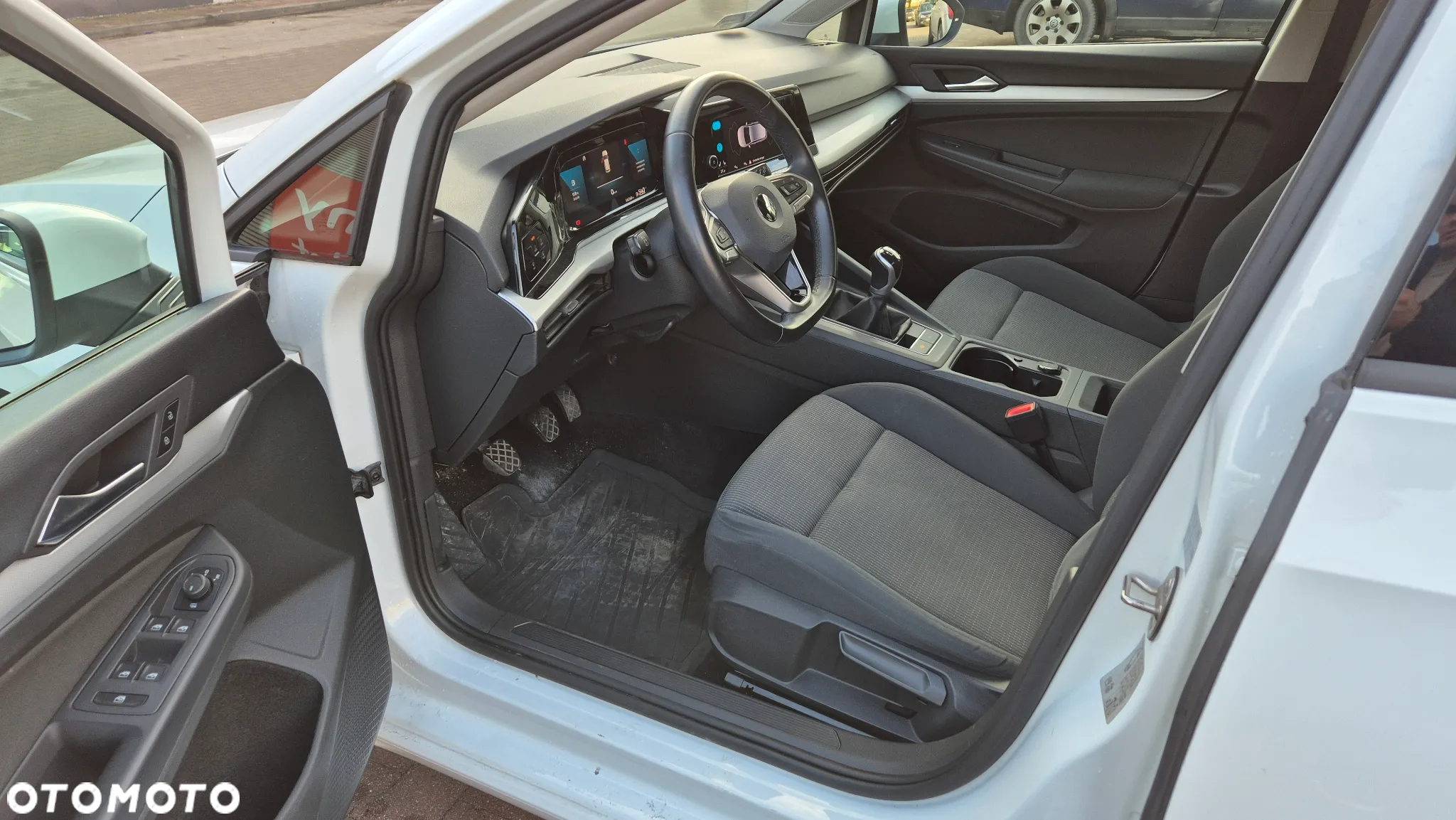 Volkswagen Golf VIII 1.0 TSI Life - 9