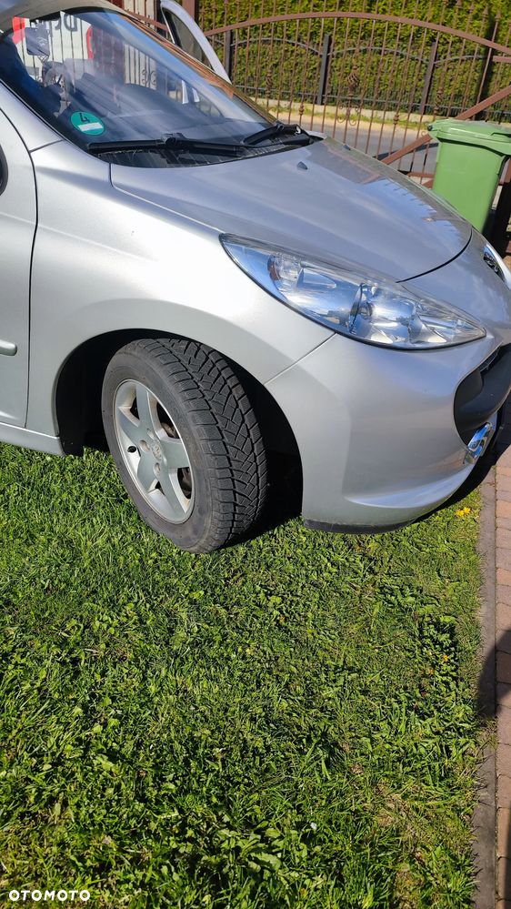 Peugeot 207 95 VTi Filou - 6