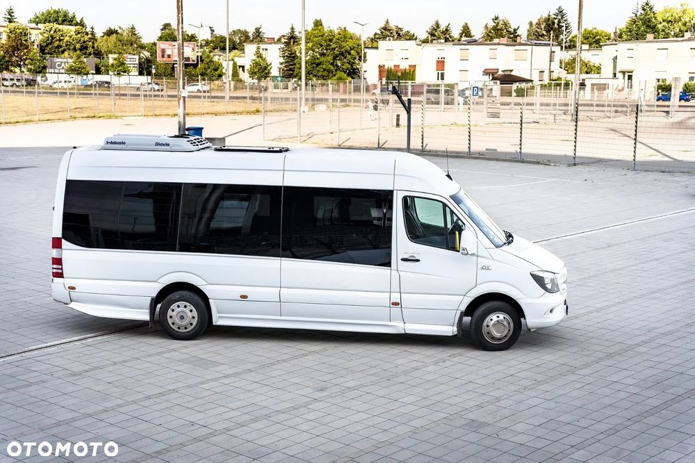 Mercedes-Benz Sprinter - 2