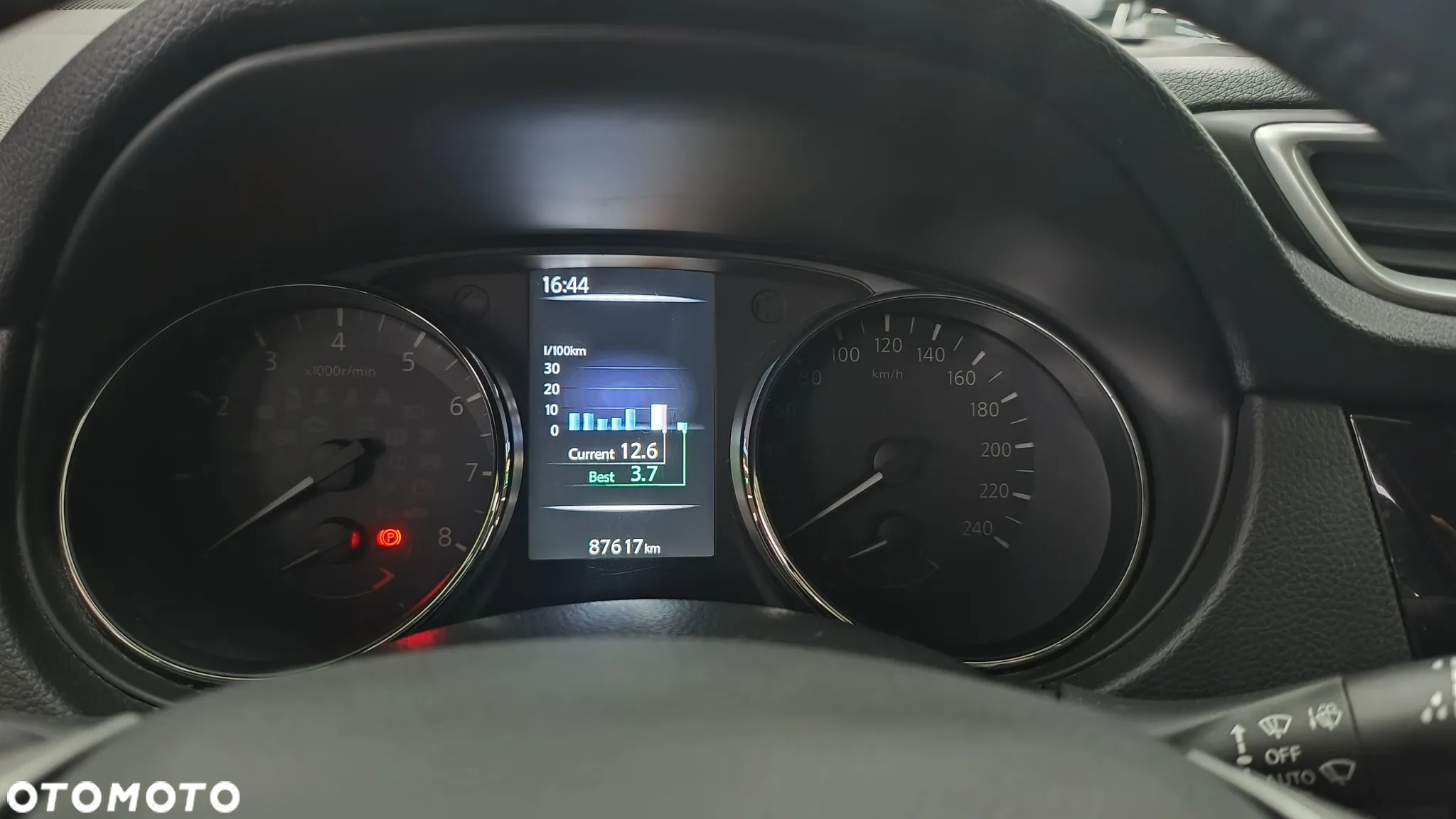 Nissan Qashqai 1.2 DIG-T N-Connecta EU6 - 9