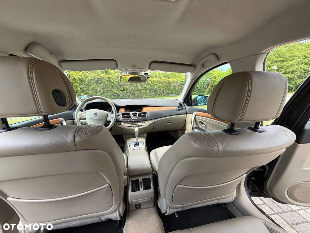 Renault Laguna 2.0 DCi Initiale - 30