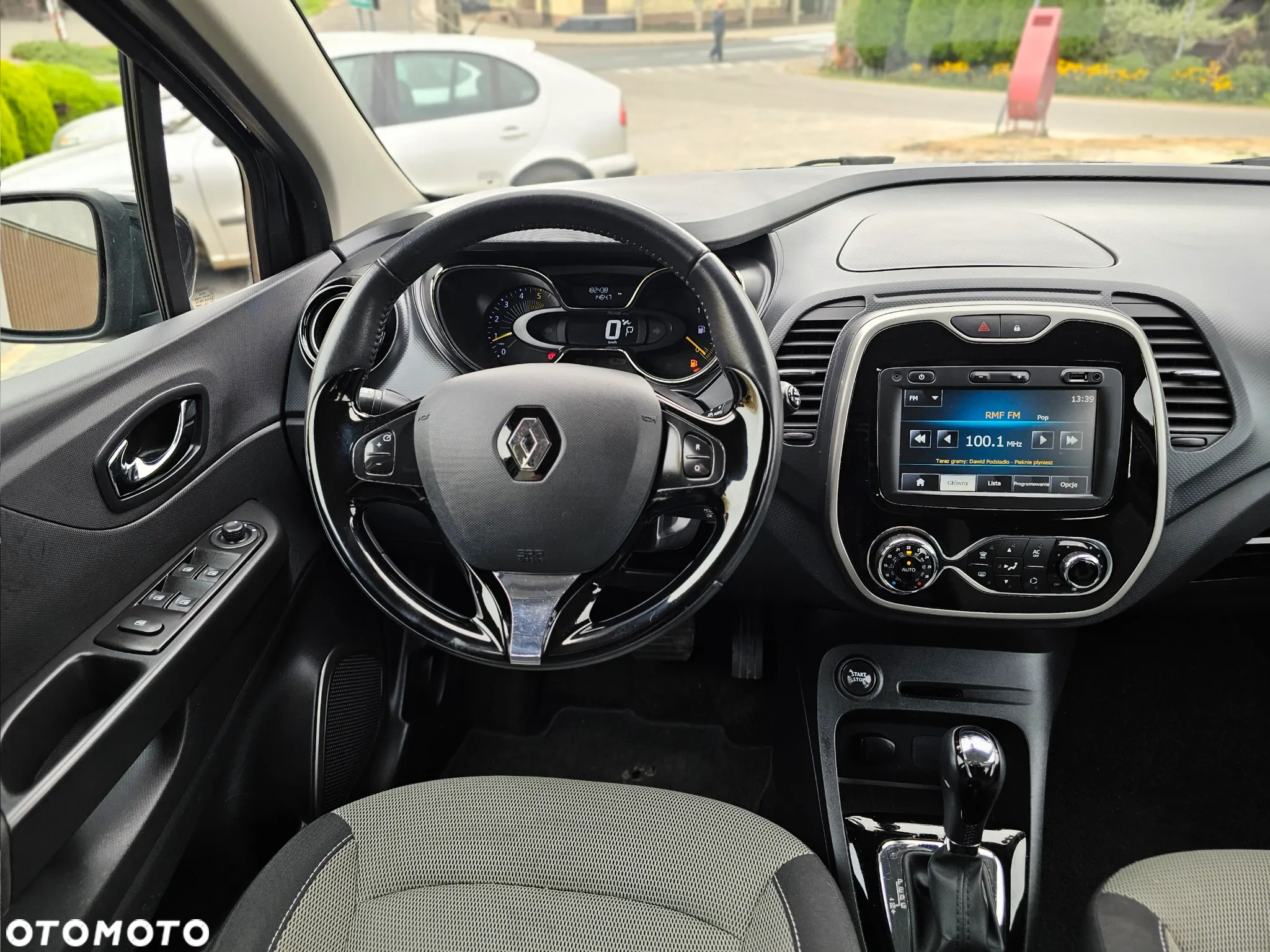 Renault Captur dCi 90 EDC Dynamique - 5