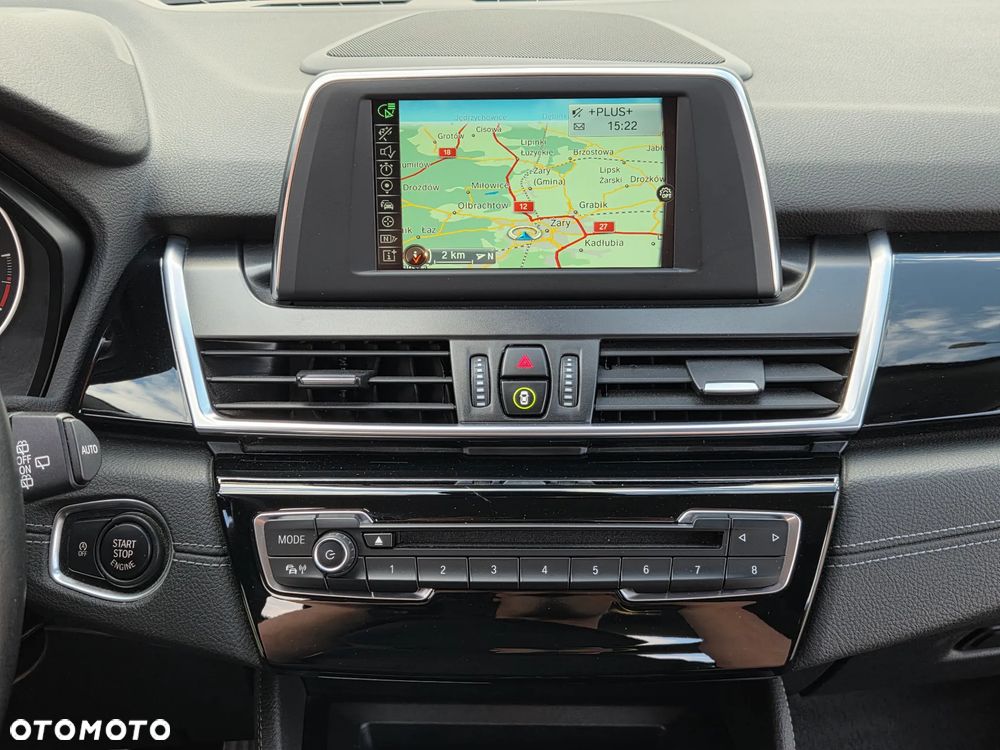 BMW Seria 2 218d Sport-Aut Sport Line - 32
