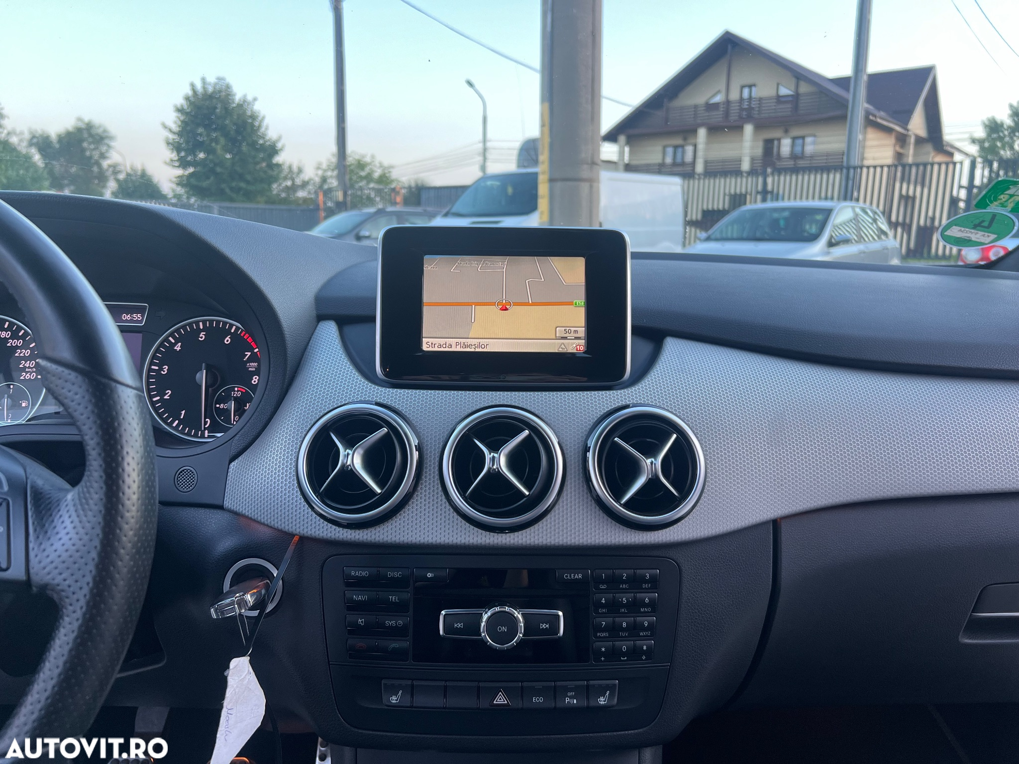 Mercedes-Benz B 200 BlueEFFICIENCY - 14