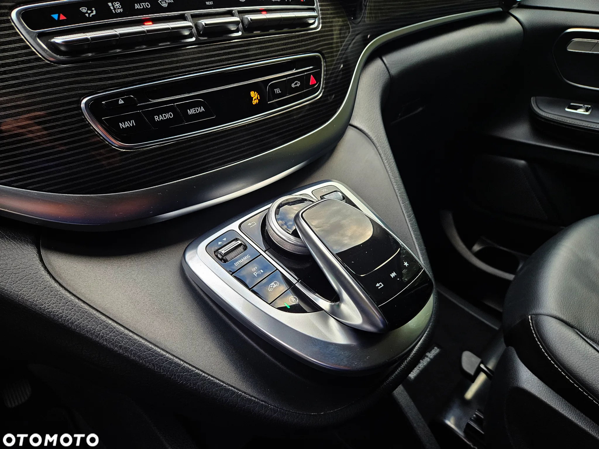 Mercedes-Benz Klasa V 250 d 4-Matic Avantgarde 9G-Tronic (d³ugi) - 33