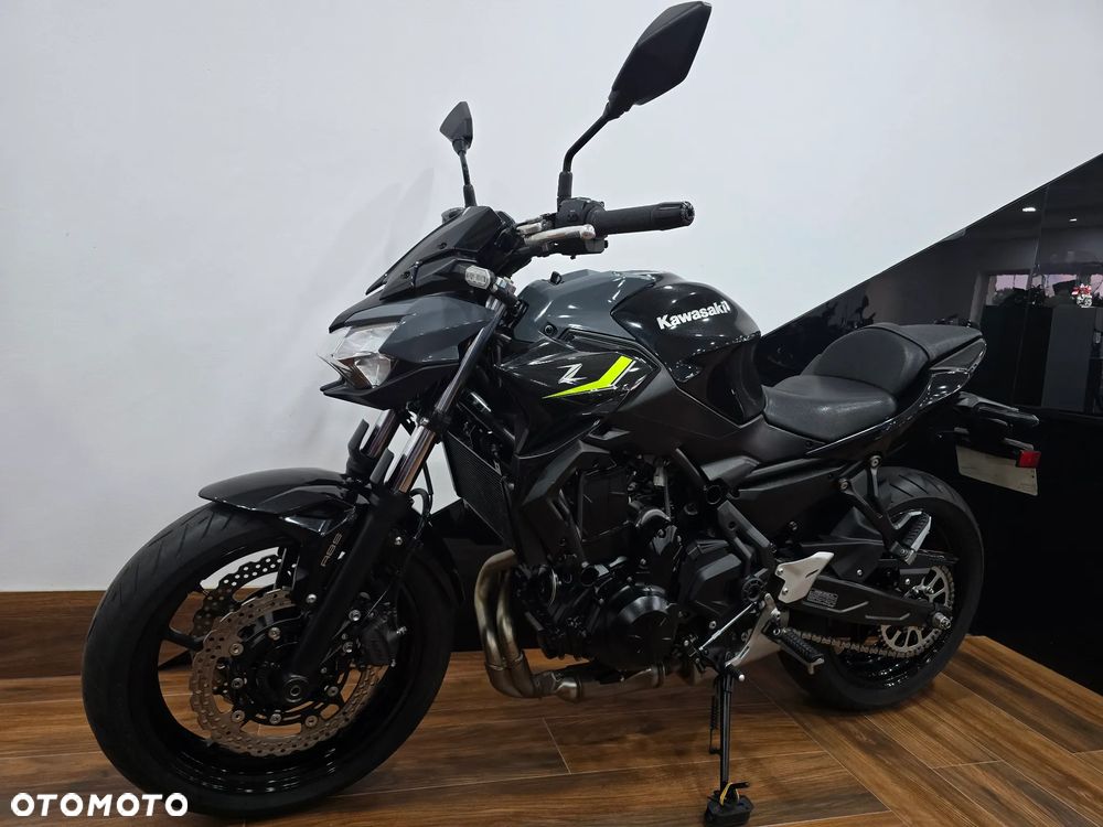 Kawasaki Z 650 - 27
