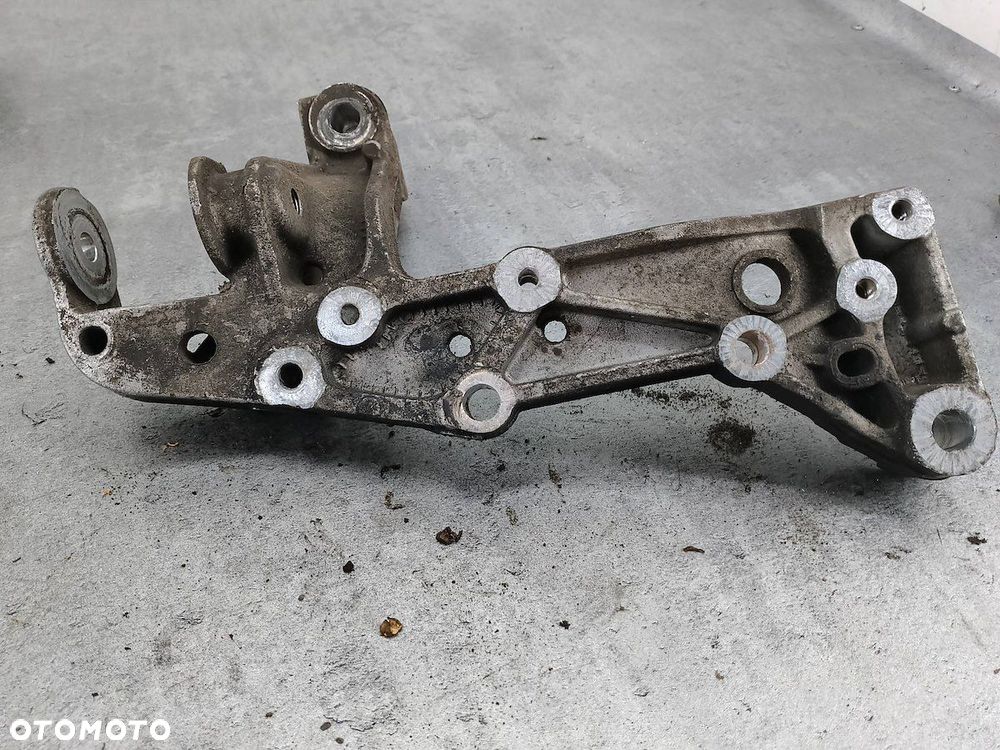WSPORNIK WAHACZA LEWY AUDI A3 8P/8PA/8P7 1K0199295E 2009-2013 1.2 TFSI - 5