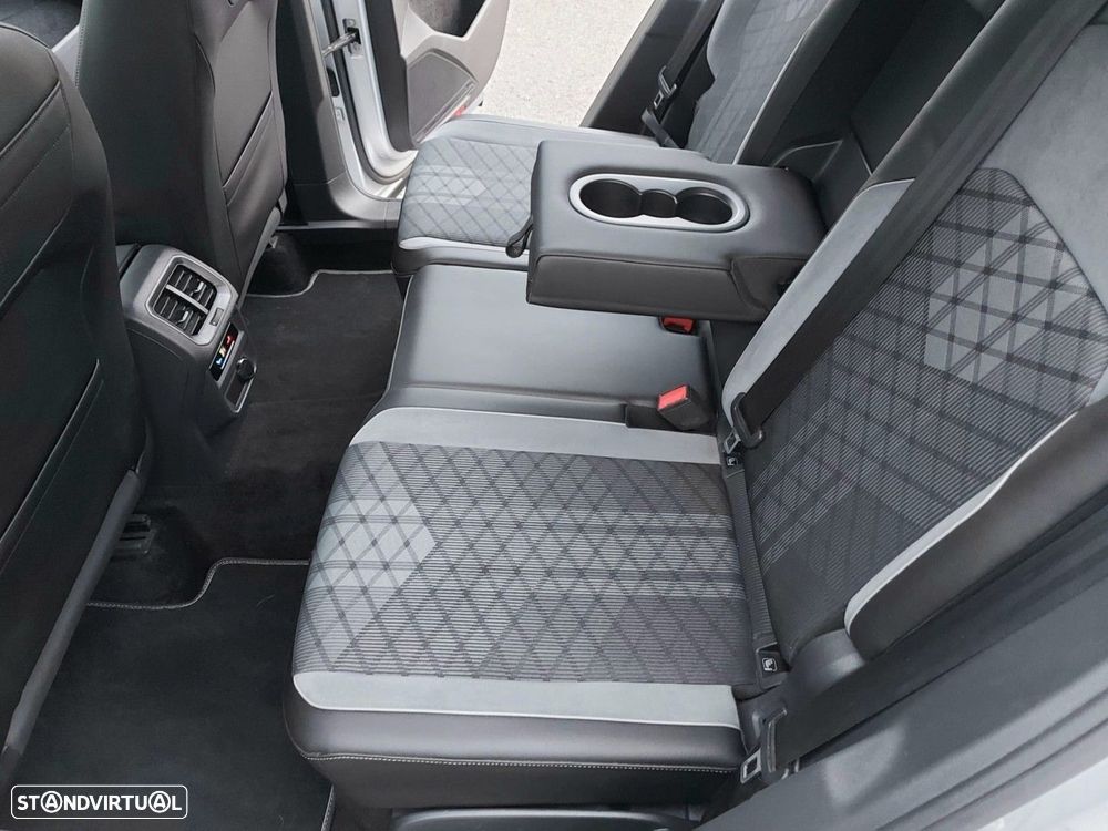 VW Tiguan 1.4 TSI eHybrid R-Line DSG - 36