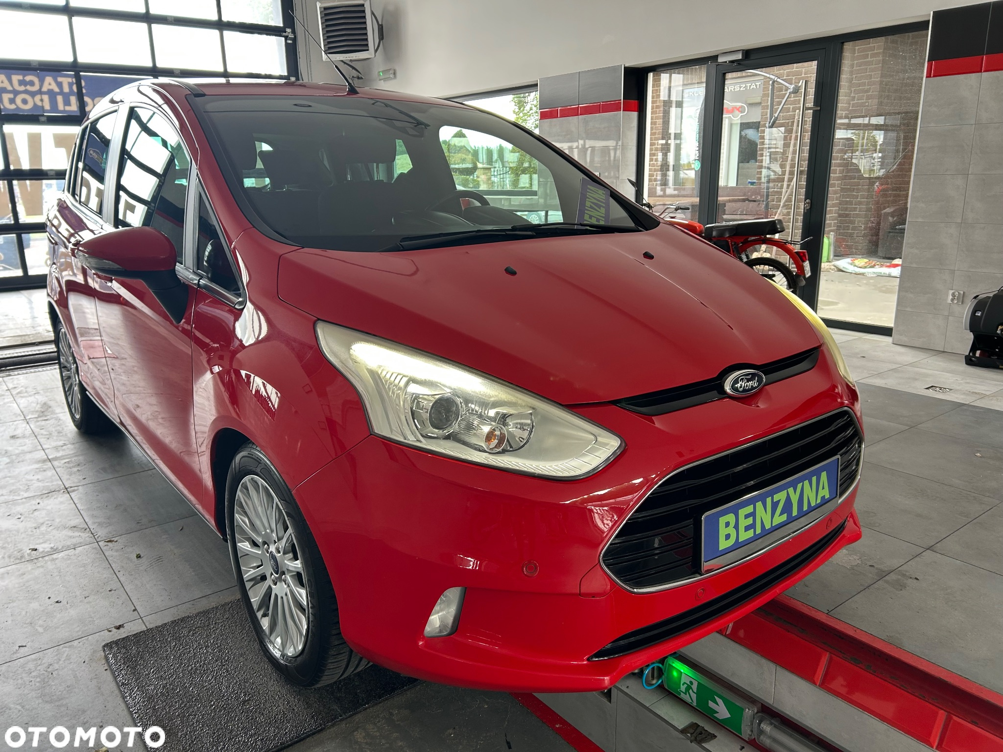 Ford B-MAX 1.6 Colourline - 11