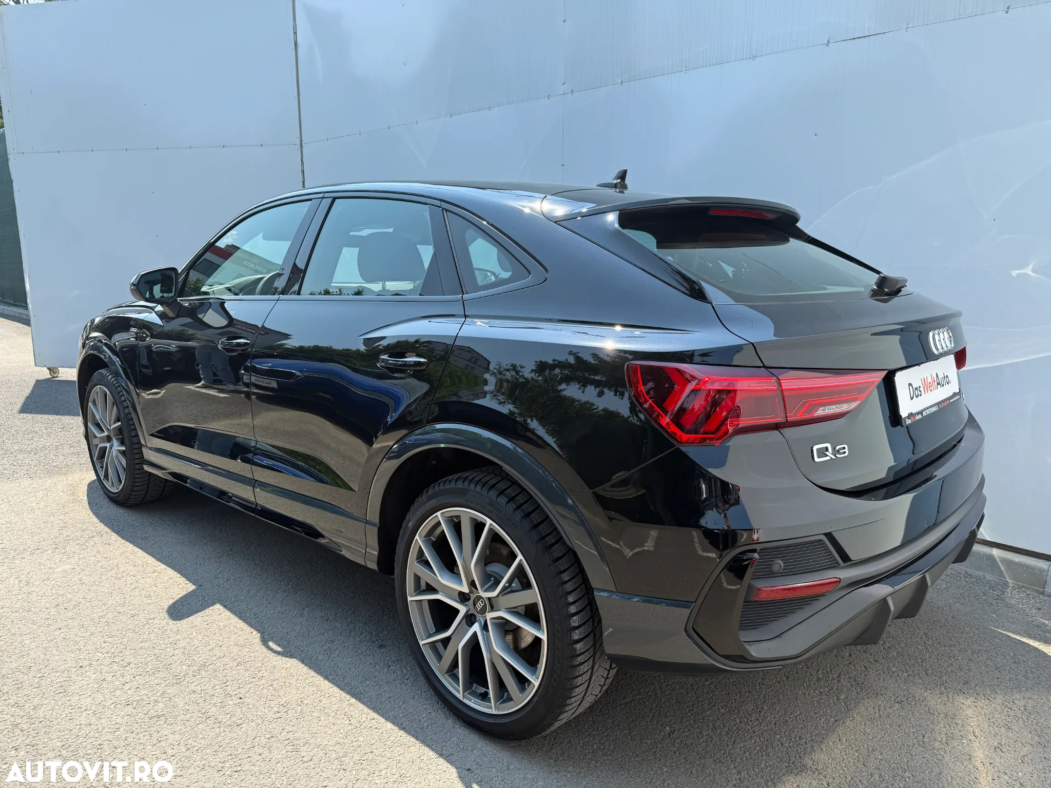 Audi Q3 Sportback 1.5 35 TFSI S tronic S Line - 3