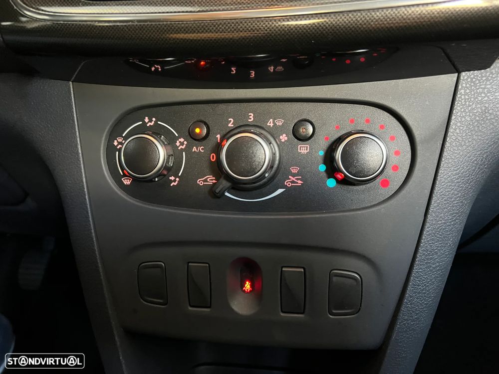 Dacia Sandero 0.9 TCe Comfort - 25