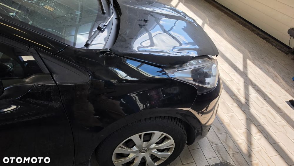 Peugeot 208 1.5 BlueHDi Allure S&S - 6
