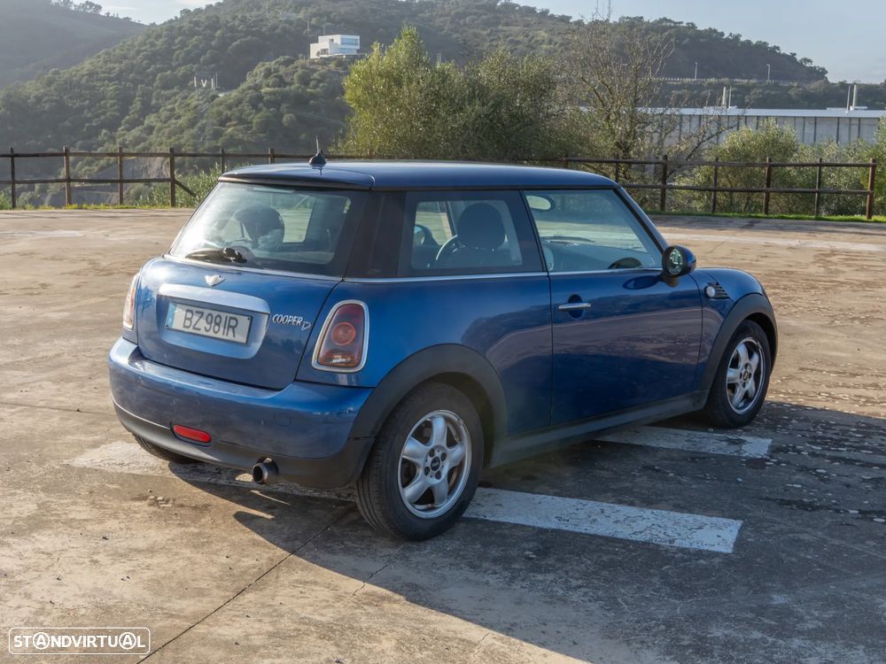 MINI 3 Portas Cooper D - 10