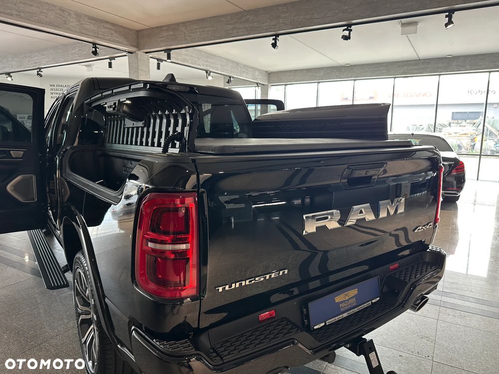 RAM 1500 Tungsten - 9