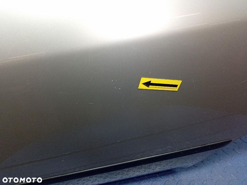 SKODA OCTAVIA I LIFT HB DRZWI TYŁ LEWE 9201 - 6