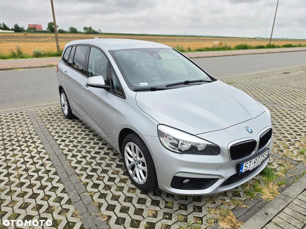BMW Seria 2 218d Advantage - 32