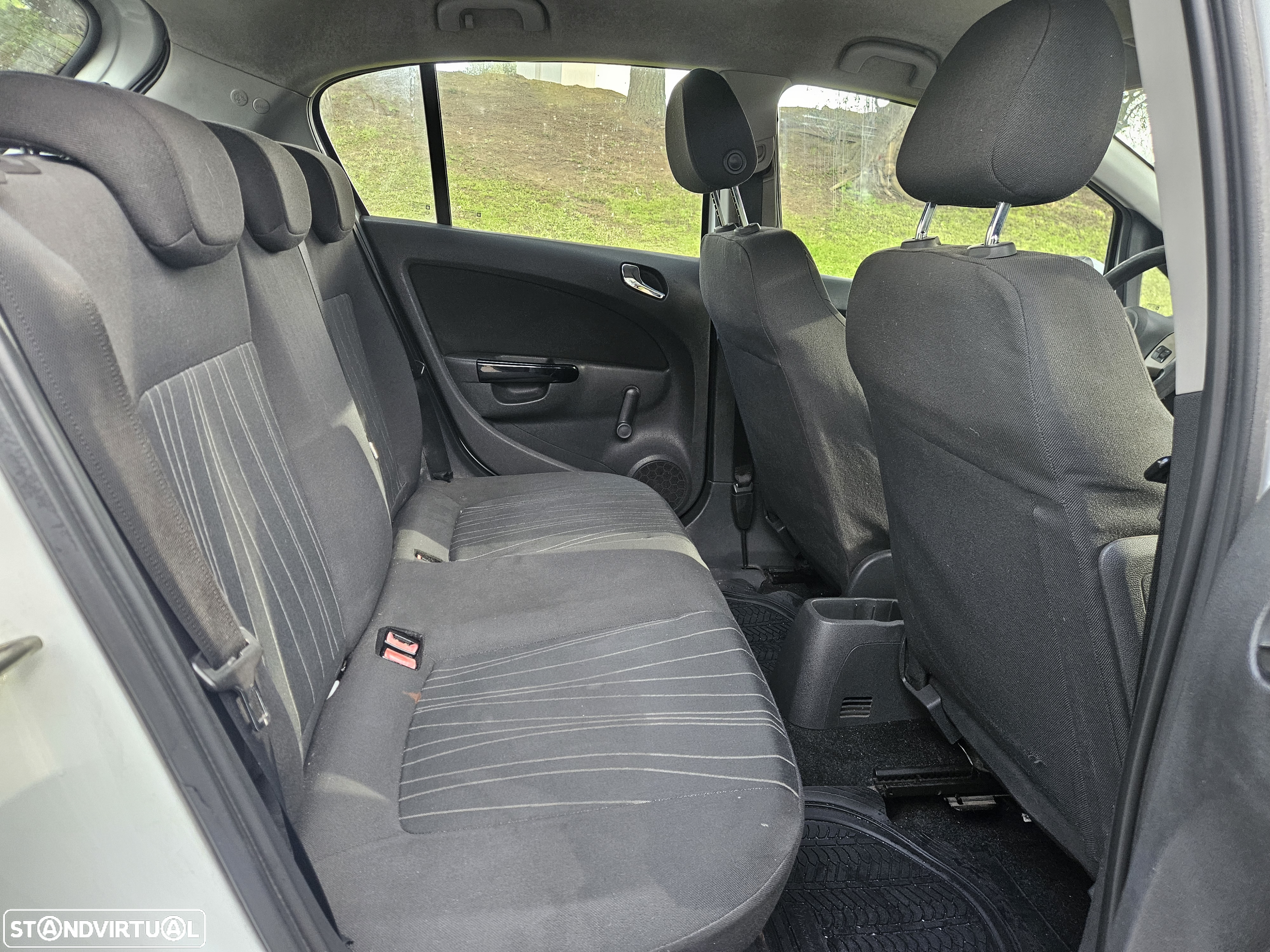 Opel Corsa 1.3 CDTi Enjoy EcoFLEX - 21