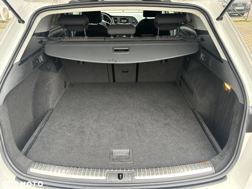 Seat Leon 2.0 TDI DPF Style - 11