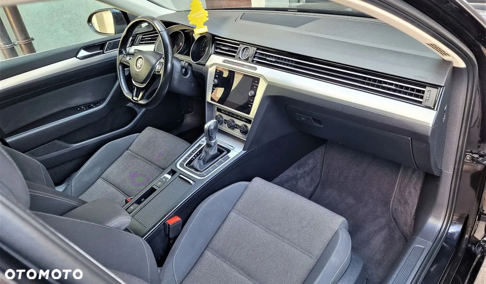 Volkswagen Passat 2.0 TDI BMT Comfortline DSG7 - 12