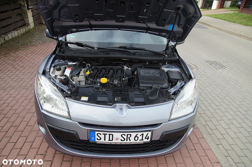 Renault Megane 1.6 16V 110 Dynamique - 20