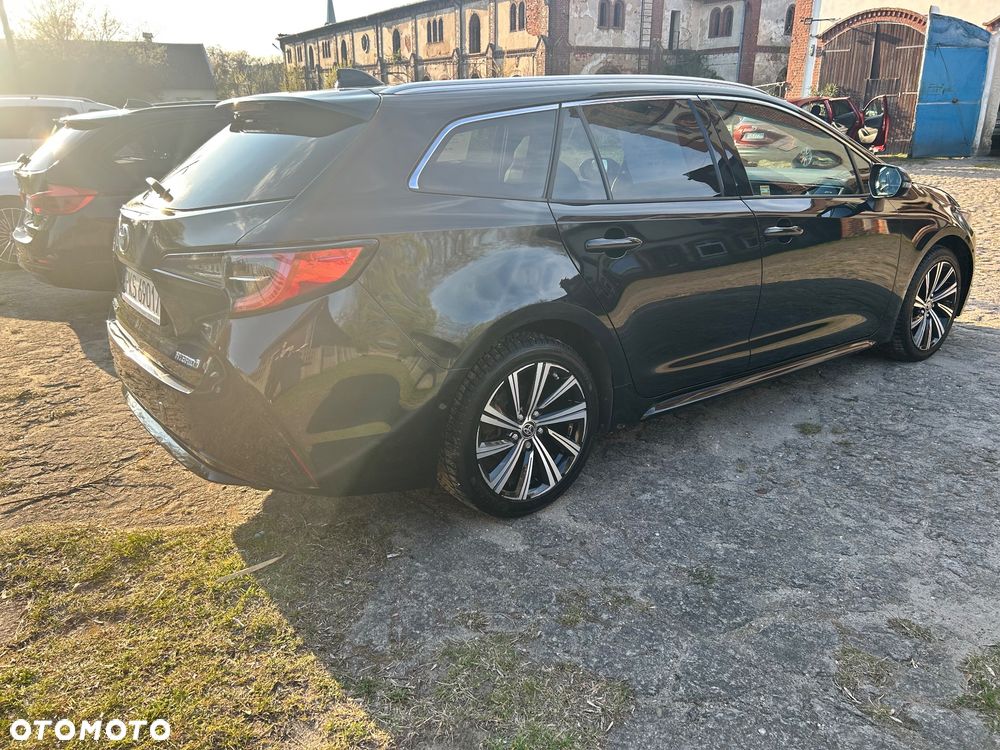 Toyota Corolla 1.8 Hybrid Comfort - 4