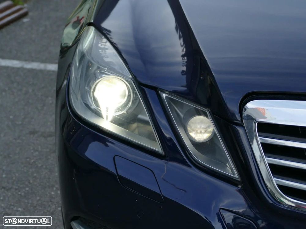 Mercedes-Benz E 220 CDi Avantgarde BE Auto. - 12