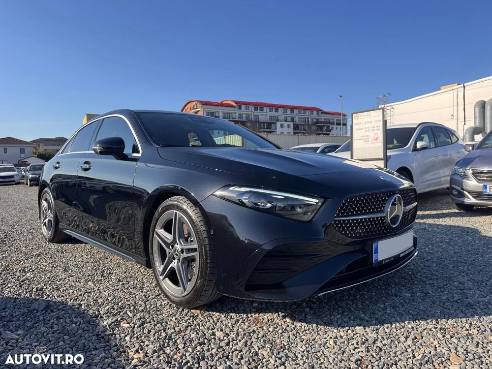 Mercedes-Benz A 220 Sedan 4Matic MHEV 8G-DCT - 1