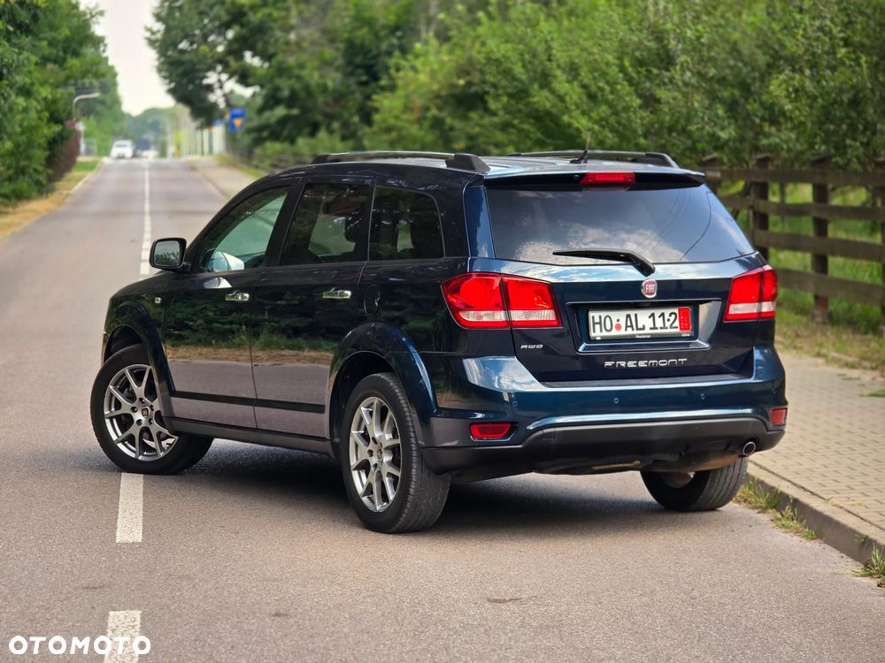 Fiat Freemont 2.0 Multijet Lounge AWD - 4