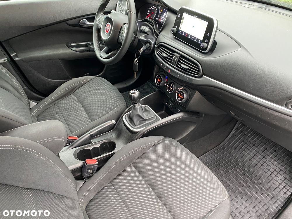 Fiat Tipo 1.4 T-Jet 16v Lounge - 13