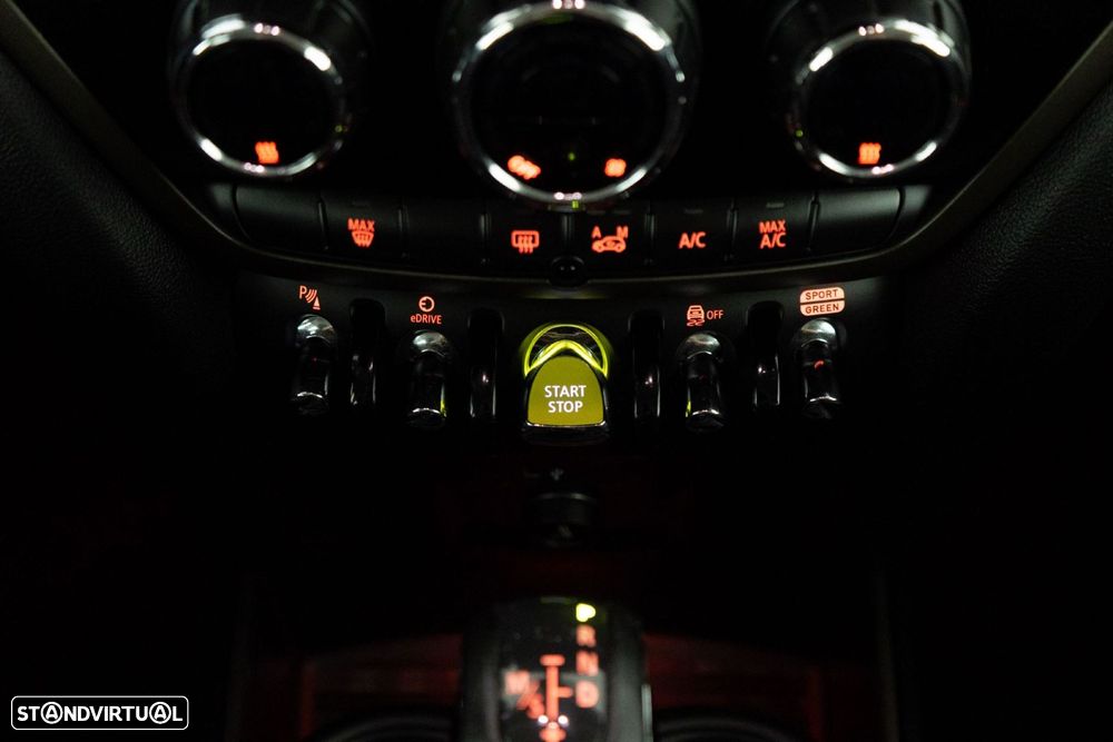 MINI Countryman Cooper SE ALL4 Auto - 24