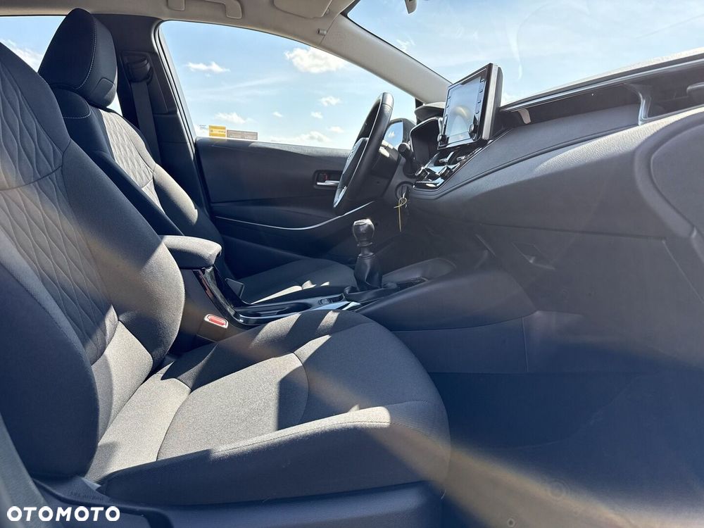 Toyota Corolla - 9