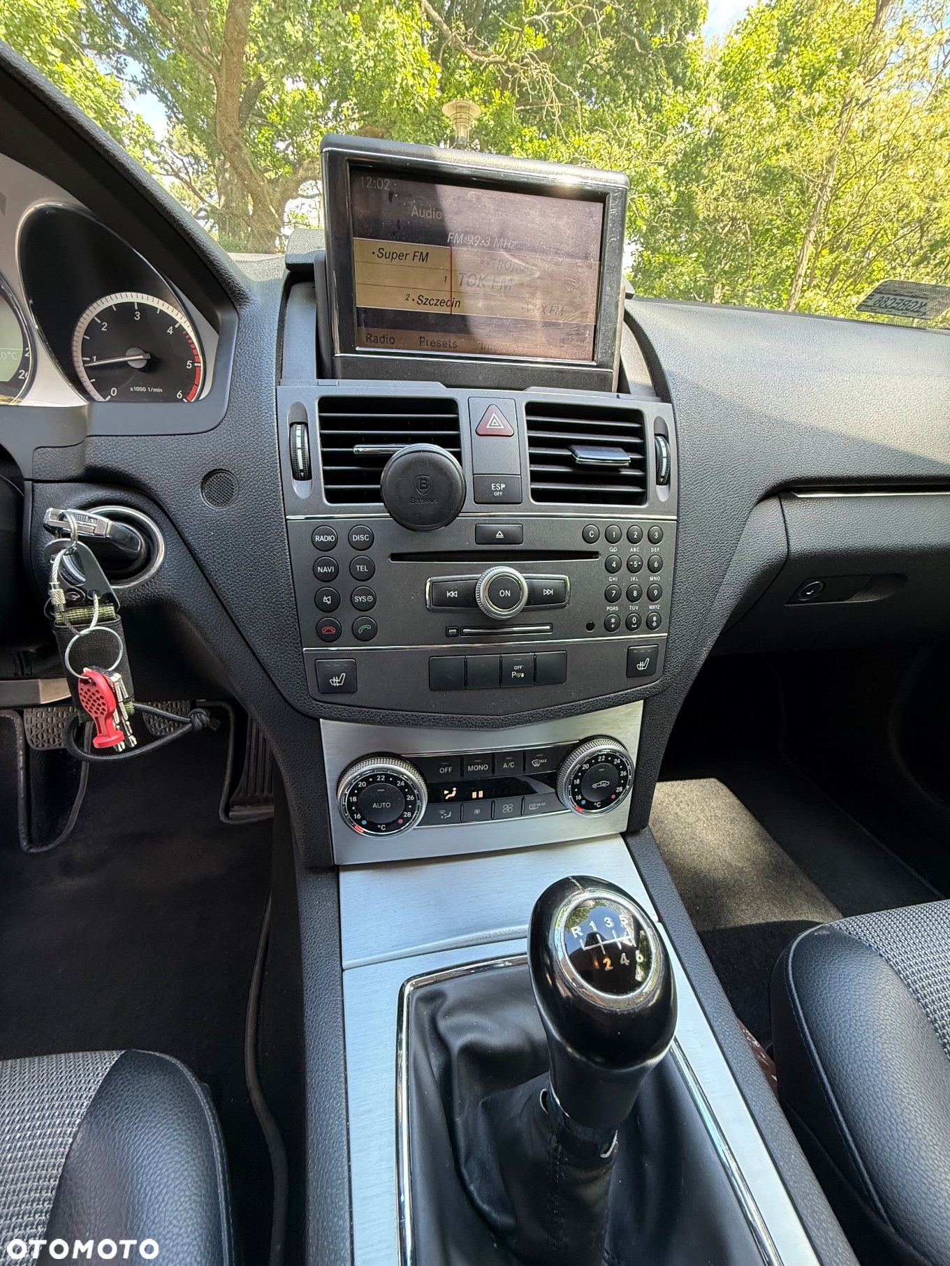 Mercedes-Benz Klasa C 220 T CDI DPF (BlueEFFICIENCY) Avantgarde - 29