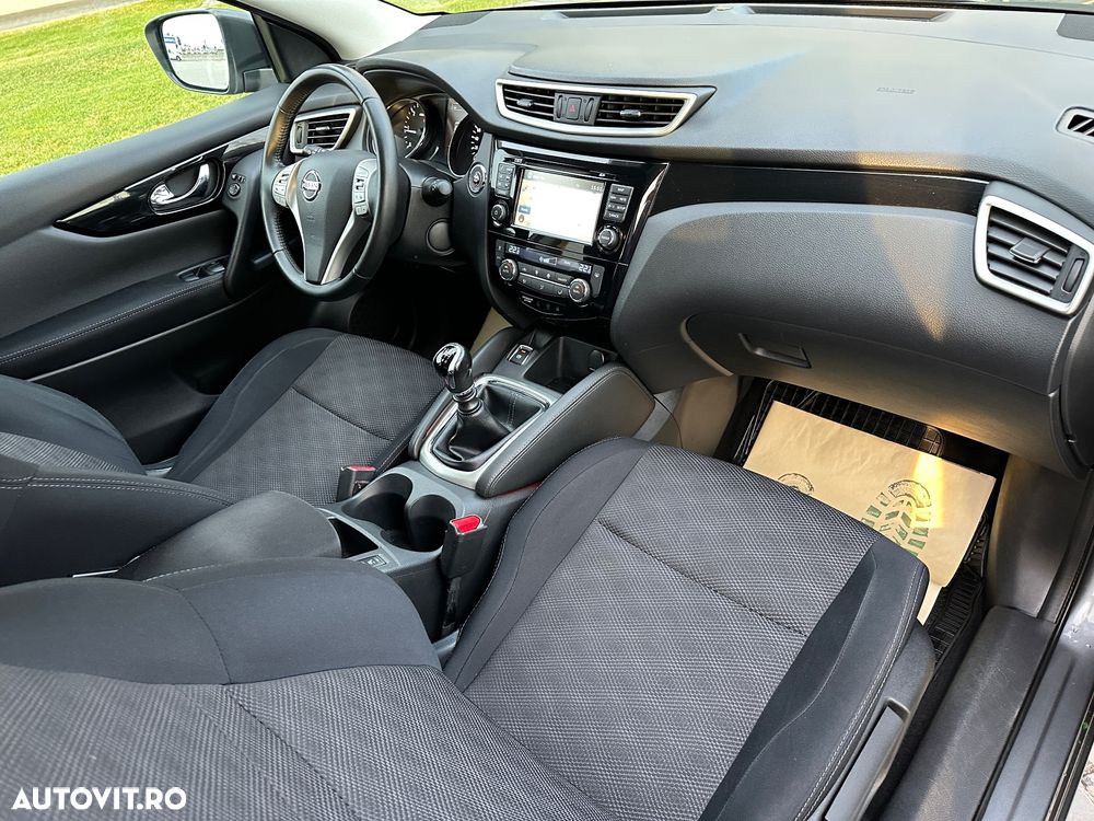 Nissan Qashqai 1.5 DCI TEKNA - 10