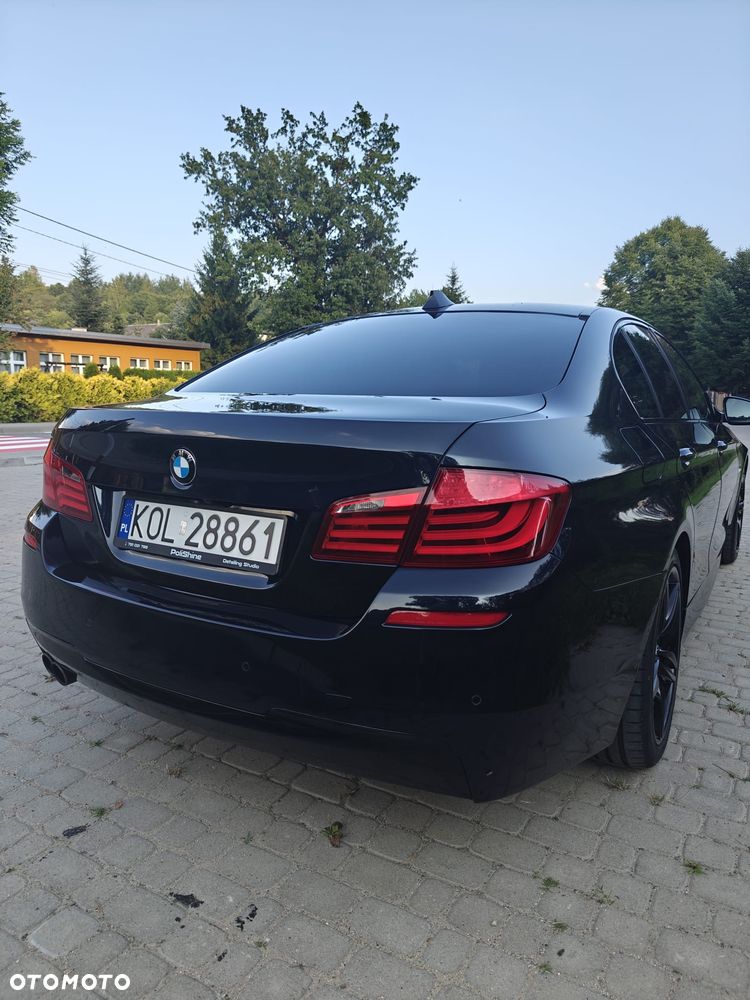 BMW Seria 5 525d - 22