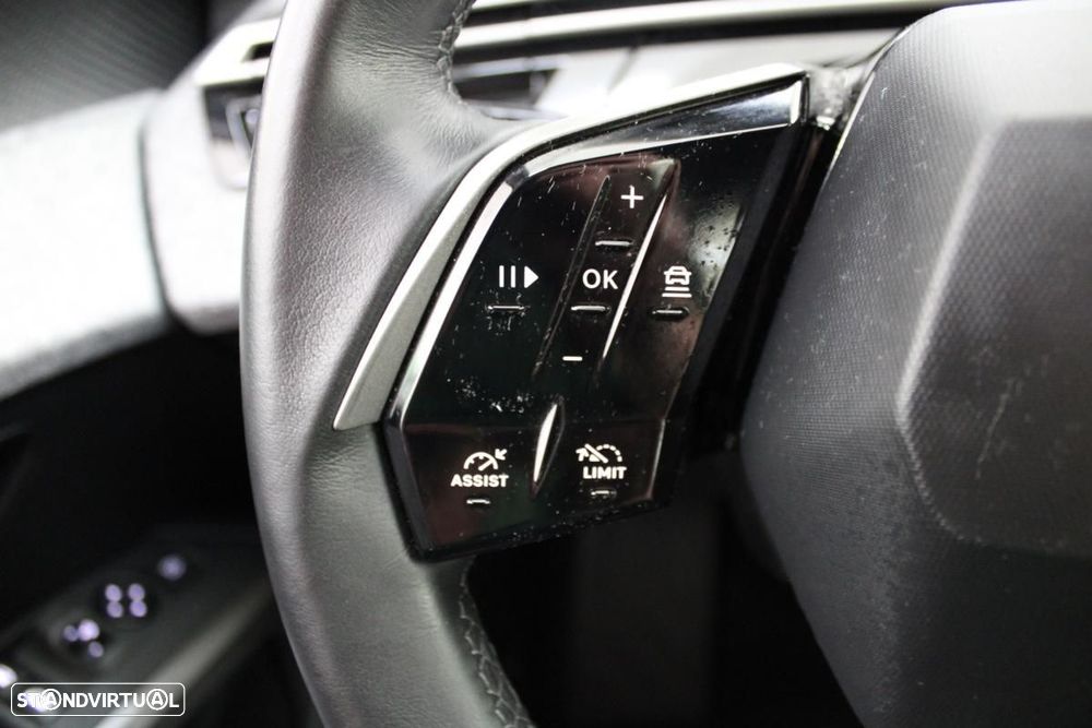 Peugeot E-5008 210 Allure Business - 20
