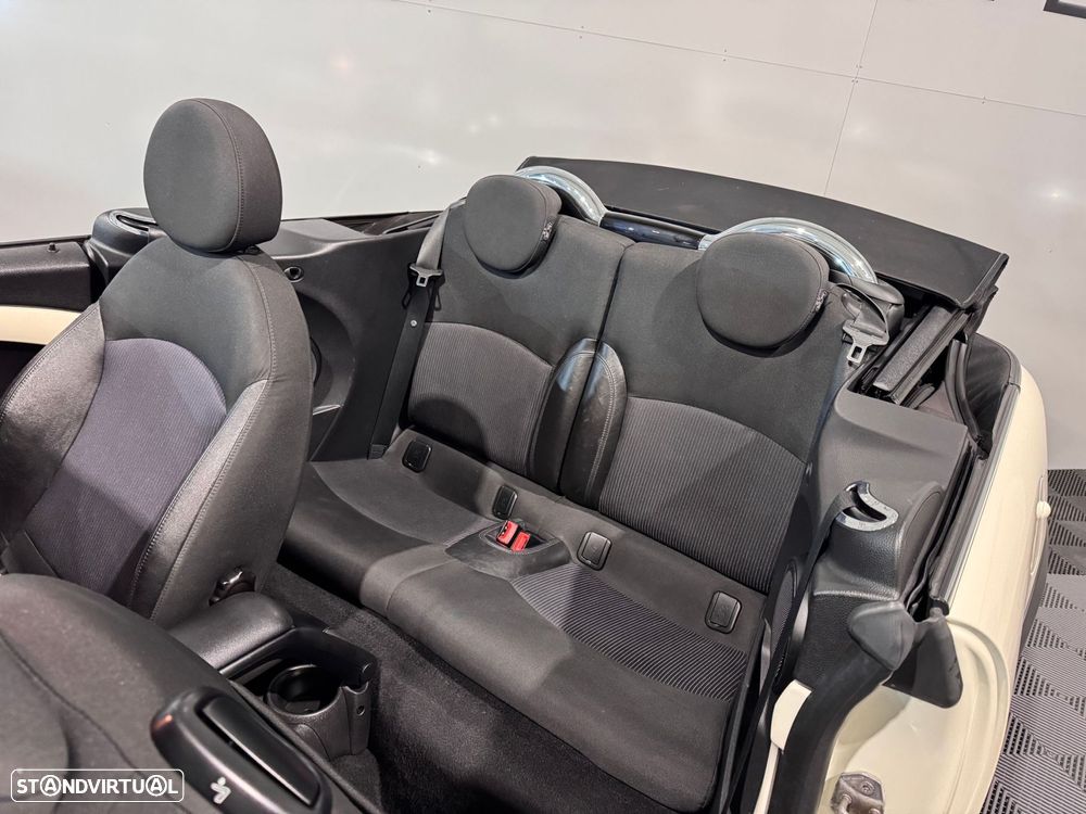 MINI Cabrio Cooper S - 22