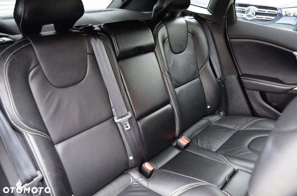 Volvo V40 D3 RDesign - 17