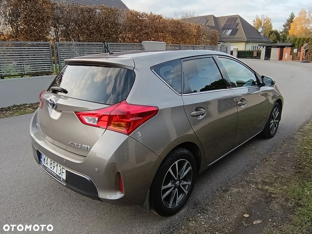 Toyota Auris - 4