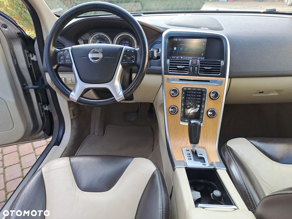 Volvo XC 60 D5 AWD Summum - 5