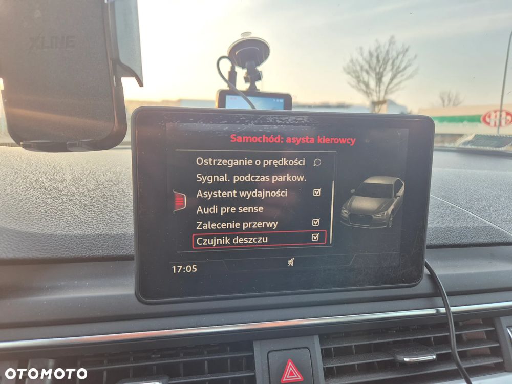 Audi A4 Limousine - 13