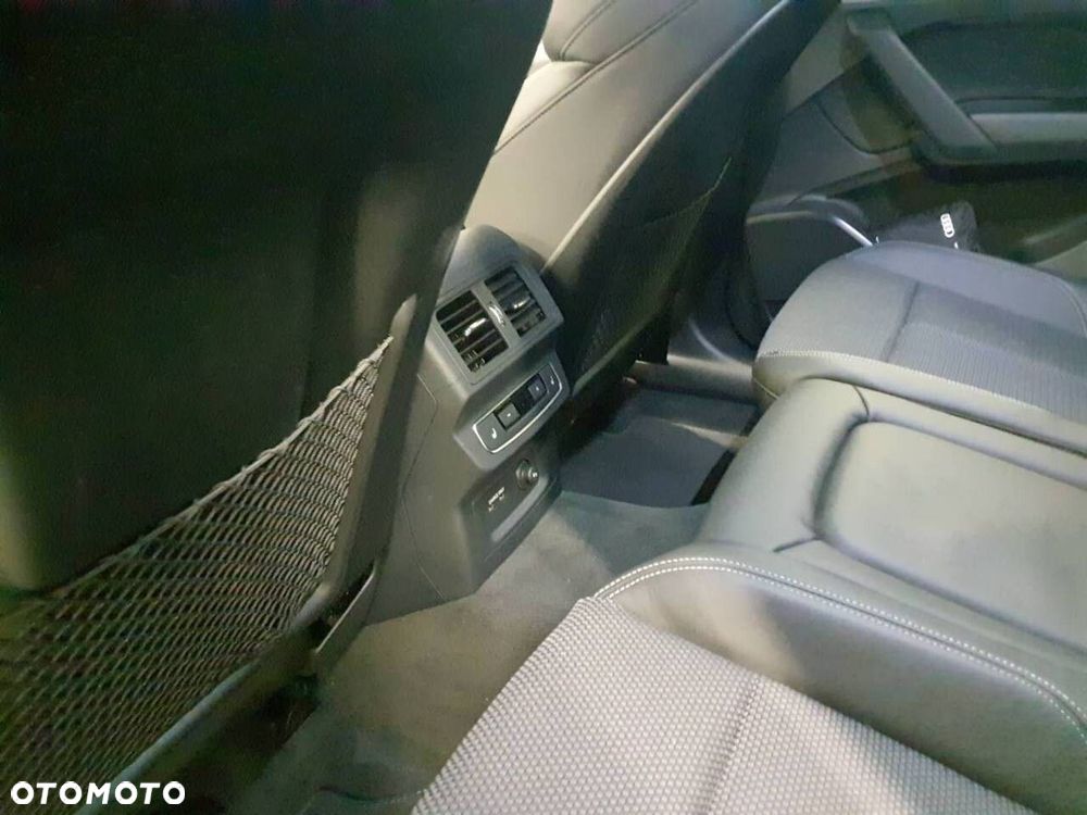 Audi Q5 Sportback - 9