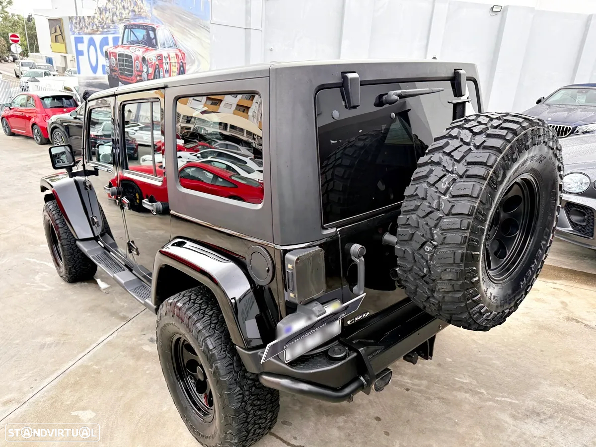 Jeep Wrangler 2.8 CRD ATX Sport - 47