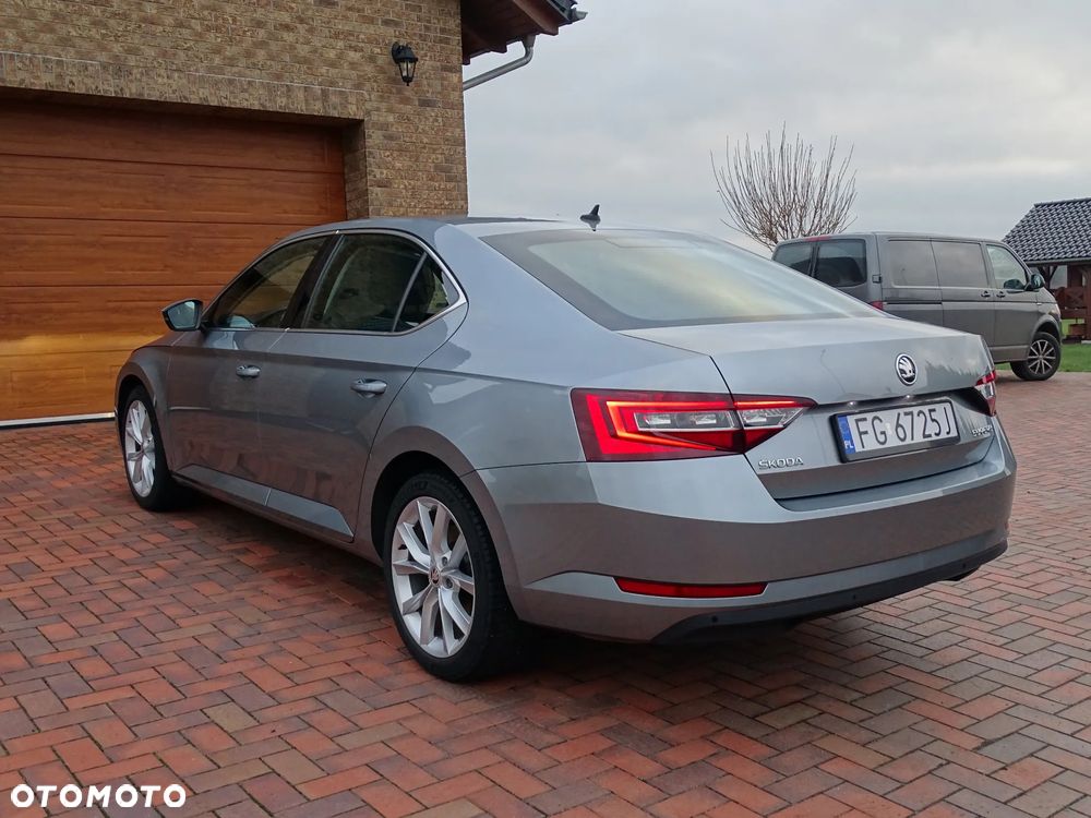 Skoda Superb 1.5 TSI ACT Ambition - 6